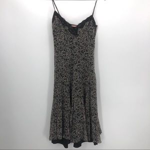 Gianni Bini Floral Spaghetti Strap Dress 🌻